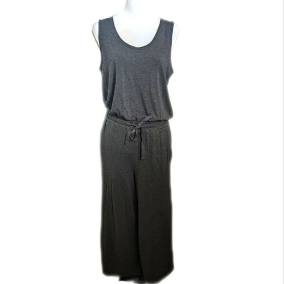 Daily Ritual soft viscose charcoal gray drawstring waist cropped jumpsuit M - Picture 2 of 9